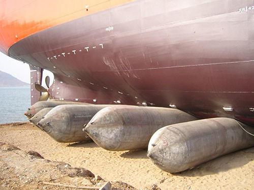 Customized Boat Lift Air Bags Ultra High Pressure 12 Layer Ship Airbag