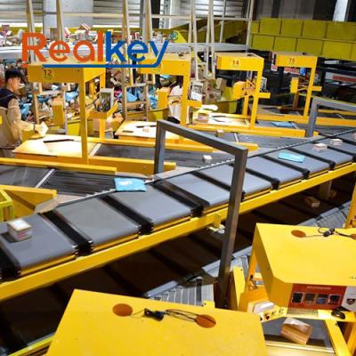 Capacité de traitement élevée Trier à la ceinture transversale Trier à double panier Lien de logistique efficace