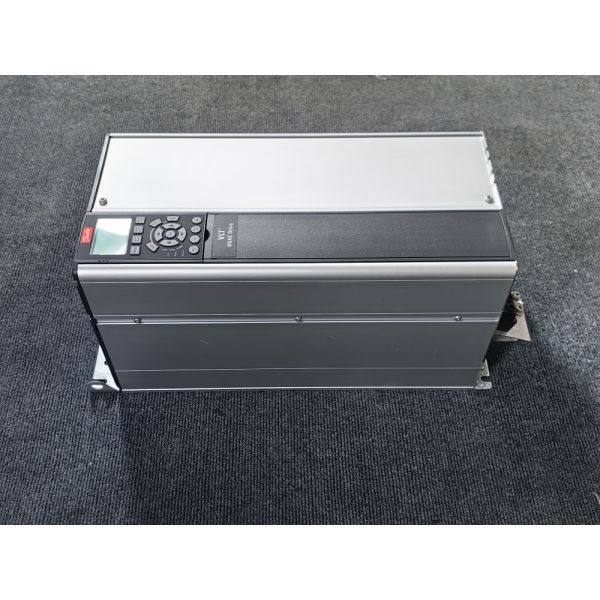 Original Danfoss VLT FC302 Automation Drive 22kW 30HP VFD Inverter - FC-302P22KT5E20H2X for Heavy Duty Industrial Automation