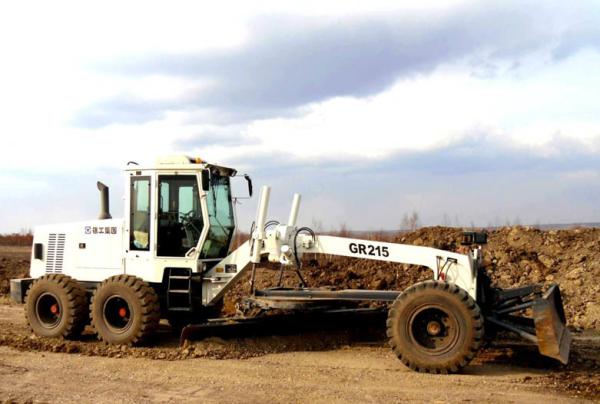 New CIVL GR215 Motor Graders In Yellow White 7 tons Operating Weight yellow colour