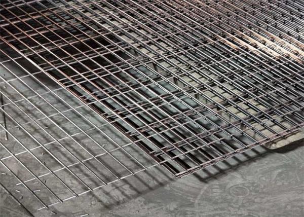 Galvanized Powder Coated Wire Mesh Fencing 25X75mm Steel Mesh Fence Panels