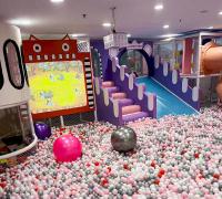 Centre de jeux intérieur conçu par des professionnels Jouets pour enfants Lieu de jeux château coquin