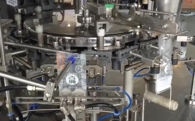 Rotary Automatic Wrapping Bagging Machine For Filling Candy Pack