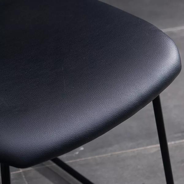 Antirust Simple PU Dining Chair Metal Frame Iron Leg Dining Chair Easy Cleaning