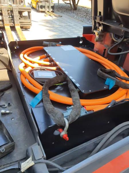 Forklift Battery 80V 920AH Lithium Iron Phosphate Battery for Linde E40H/600