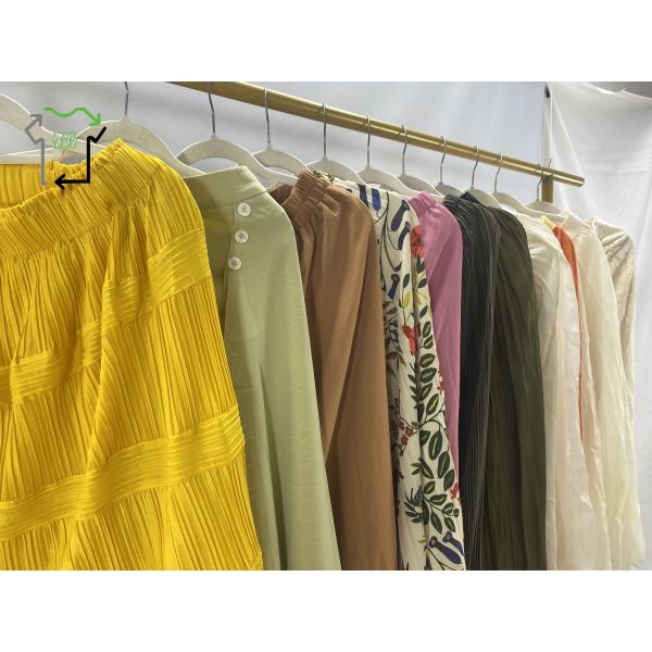 Grade A Comfortable Lady Used Clothes Silk Long Dress Winter Mixed Colors For Women