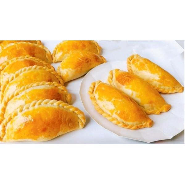 110v 220v 240v fully automatic dumpling Gyoza machine Ravioli/Pierogi/Elmeni/Empanada Samosa manufacturing machine