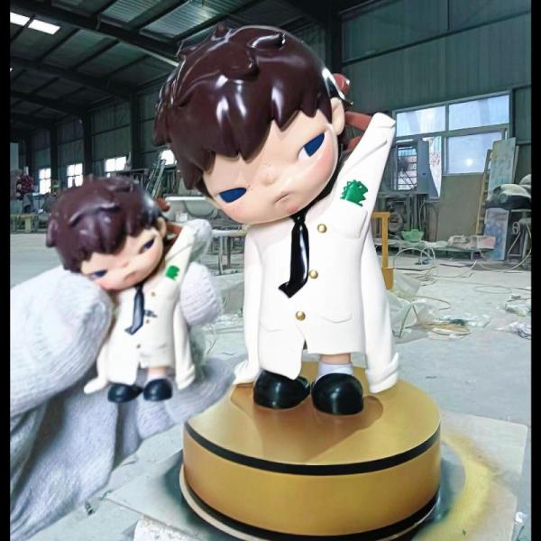 Factory Custom Modern Design Famous Indoor Interior Fiberglass POP Mart Sculpture Resin for Indoor Home Decor Customized Size