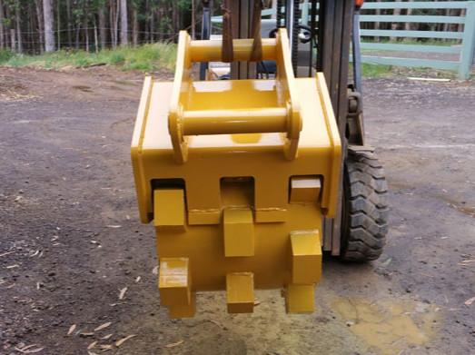 1.02cbm 20-25T Roda de compactação de escavadeira para CAT320D