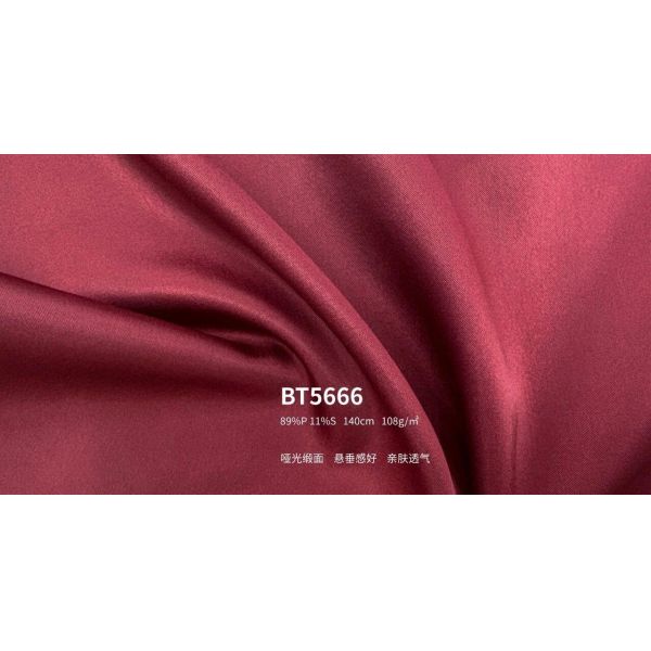 89% polyester, 11% SILK silk matte satin 140CM 108GSM breathable skin friendly suitable for evening dresse