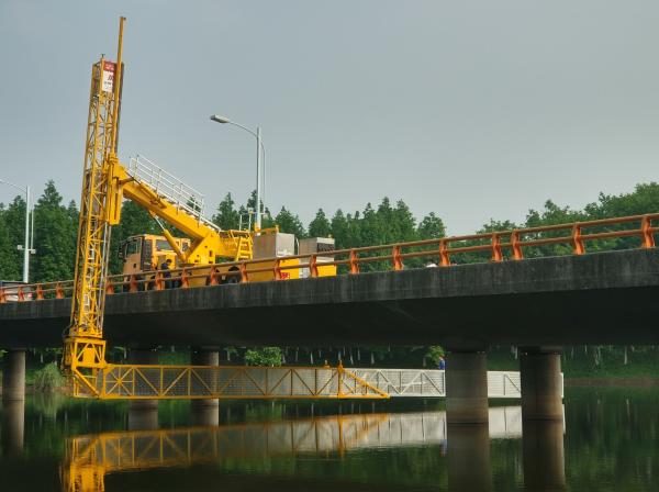 8X4 Platform Type Bridge Access Equipment Underbridge Repair And Maintenance