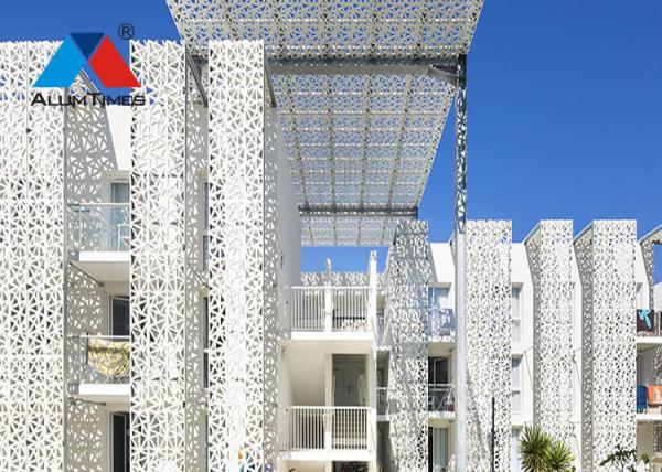 Fireproof Powder Coated Aluminium Screens , CNC Cut Decorative Aluminum Wall Panels