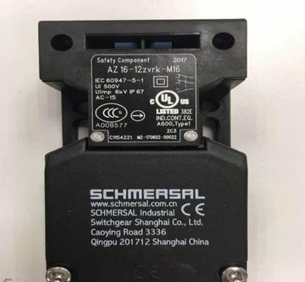 3-Axis Safety Interlock Switch with Positive Break Contacts