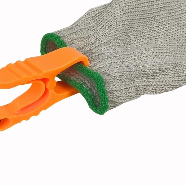 Multifunctional Glove Hook Clip Holder Hanger Customized Portable Safety Plastic Glove Clip Safety Work Tools