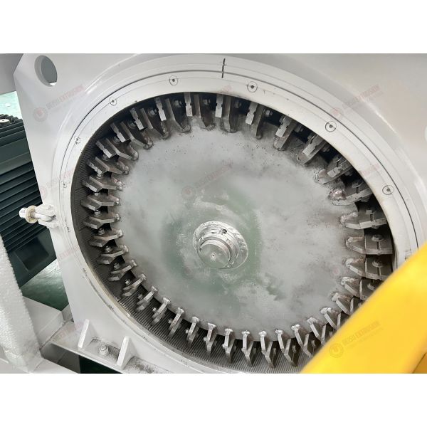 Plastic SPC PVC WPC LVT Film Flooring Sheet Board Grinding Milling Machine