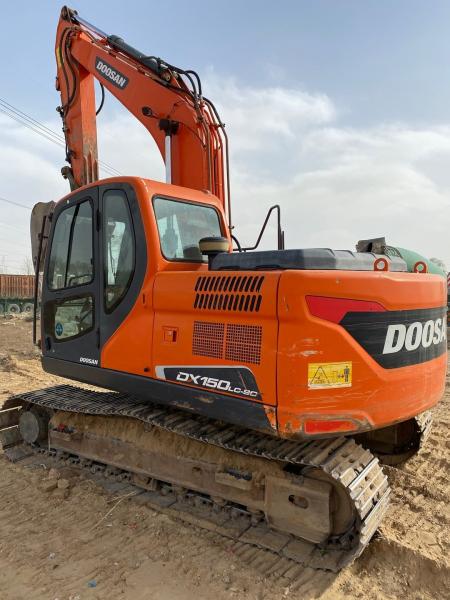 Buy Doosan DX150-9C Excavator with 0.58 m3 Bucket Capacity and 15000 KG Machine Weight