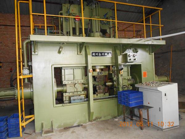 High Rigidity Deep Drawing Hydraulic Press , 500 Ton Hydraulic Press For BB Axles