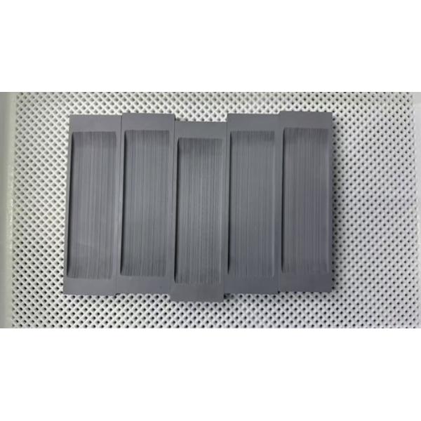 Rectangle Density＞3.0g/cm3 Conductivity Ceramic Evaporation Boat For High Yield Evaporation Velocity 0.3-0.4g/min Cm2