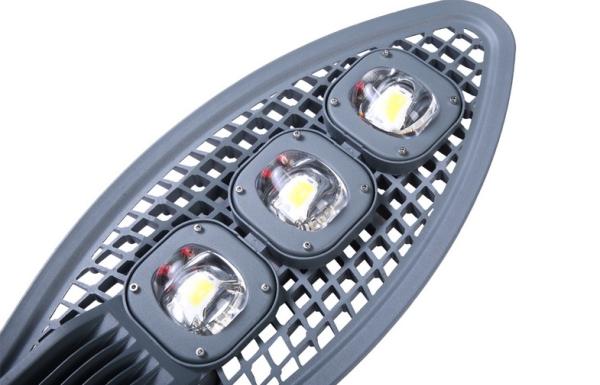 150W Super bright LED Street Light IP65 for 12M pole.