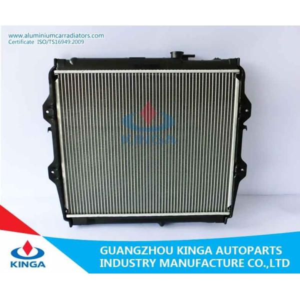 Efficient Cooling Aluminum Auto Toyota Radiator For HILUX 4X4 ' 02- MT
