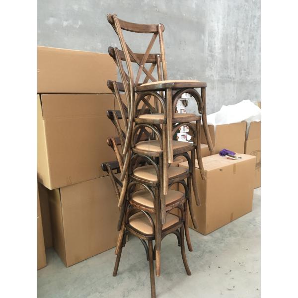 Silla de madera de boda de madera para banquetes y paquetes de correo