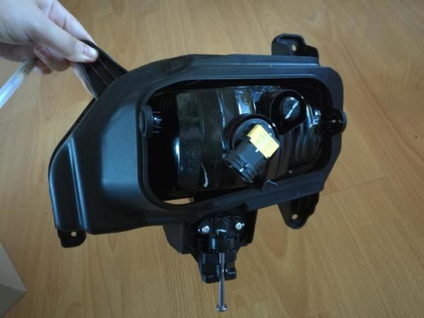 FOR TRUCK PARTS-Hyundai H100 Porter PARTS-FOG LAMP OEM 92202-4F500