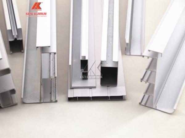 Sliding Window Aluminum Extrusion Profiles Temper T8 For Doors