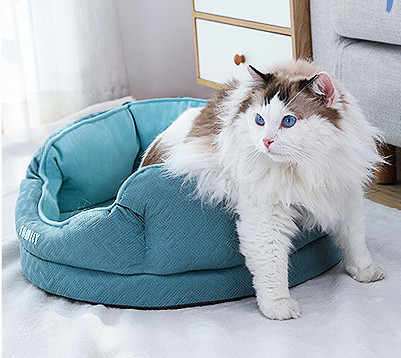 Oval Geometric Cat Bed For Big Cats For Indoor Big Cats Or Small Dogs