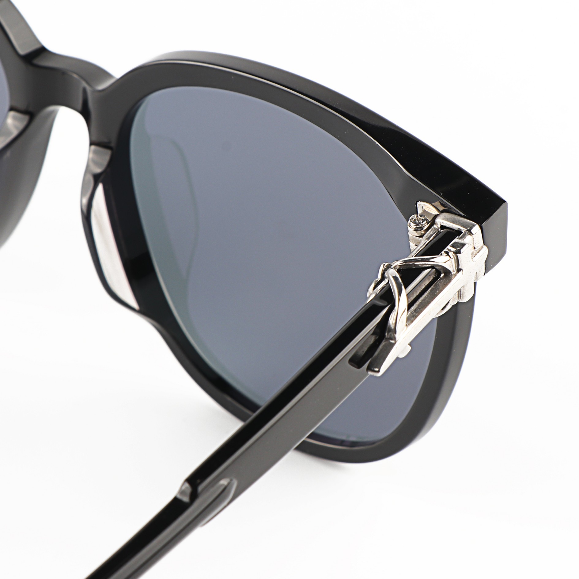 Wholesale 2026 Luxury Designer Beach Party Tea Shade Sun Glass Comfortable Man Woman Reading Sunglasses Guangdong Factory Custom