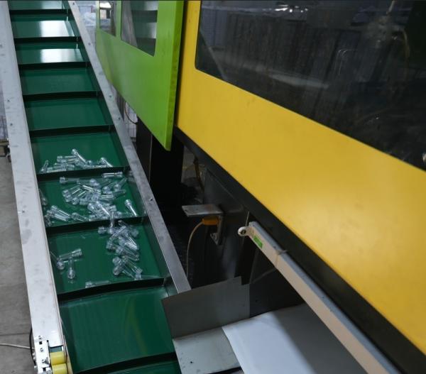 Custom PET Plastic Bottle Blow Molding Machine Fully Automatic