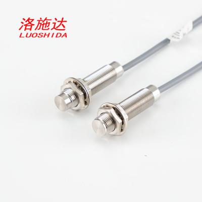 O resplendor indutivo cilíndrico completo do sensor de proximidade do metal da C.C. M12 ou nivela não PNP NENHUMA saída