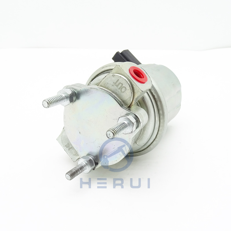 24V Fuel Transfer Pump 3990106 Electronic Oil Transfer Pump SBB5 Excavator Spare Parts