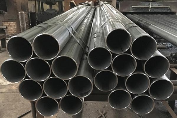 Wear Resistant Carbon Steel Welded Pipe , Weldable Steel Tubing 1 - 35mm Thickness