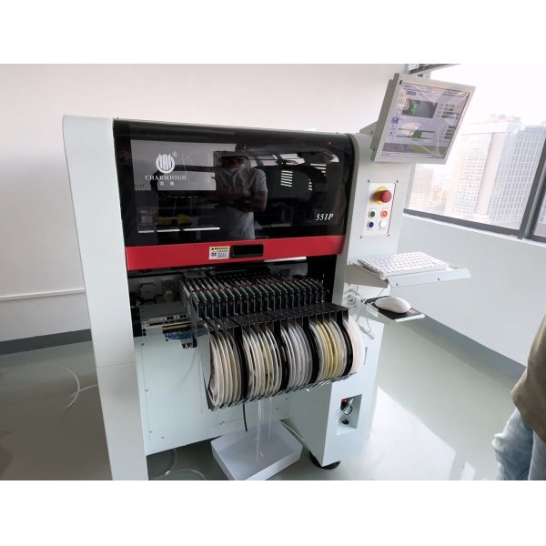 Upgrade 4-head SMD Pick And Place Machine CHM-551P Cast-iron Frame