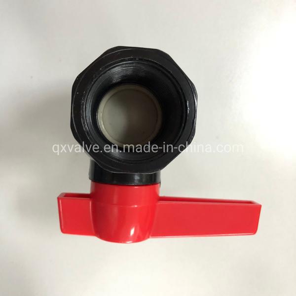 Indústria sanitária Abastecimento de água PVC válvula de esfera octogonal com modo de condução manual