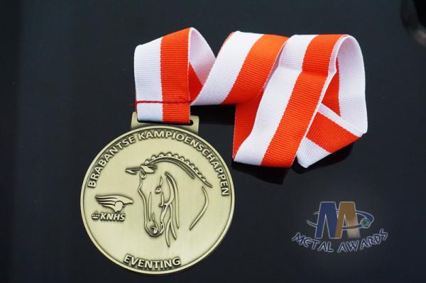 Horse Design Custom Medal Maker , Gold Award Medal For Races Environmental Friendly