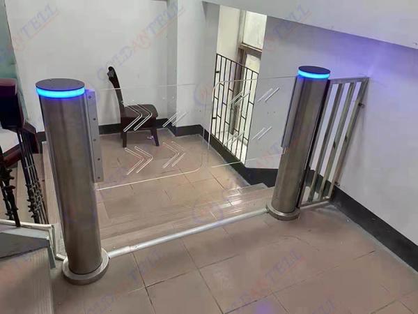 Barrera abatible con reconocimiento facial ZK, acero inoxidable de 1400 mm, IP54