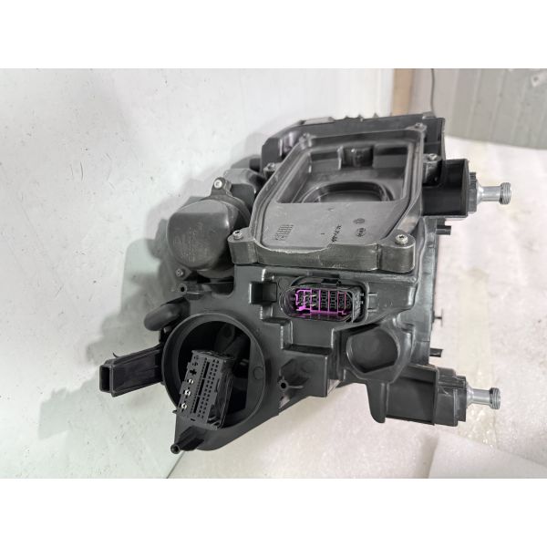 2025  Cayenne Headlights Low End Left Headlamp Original Part number: 9Y094 1753L