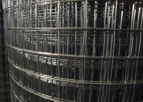 1/2 - 6 Galvanized Welded Wire Mesh Roll For Agriculture Bright Cold Color