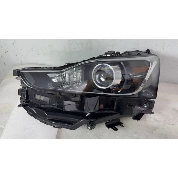 2015 IS Left Headlight IP67 Long Lifespan Lexus Car Headlights Part number: 811853751