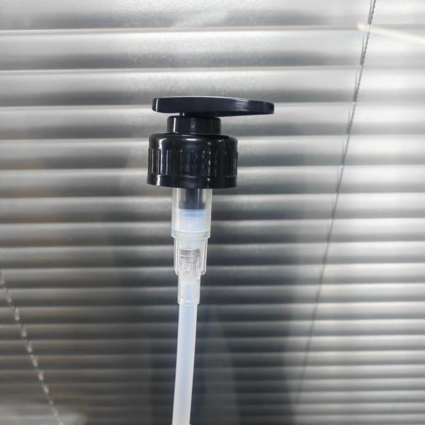 Colorido antigotas negro brillante de la tarifa 4ml/T de la descarga de la bomba de la loción del tornillo K206-12