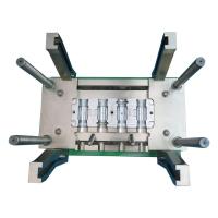 Fabricantes de moldes de fundição a moagem de plástico para conectores de automóveis