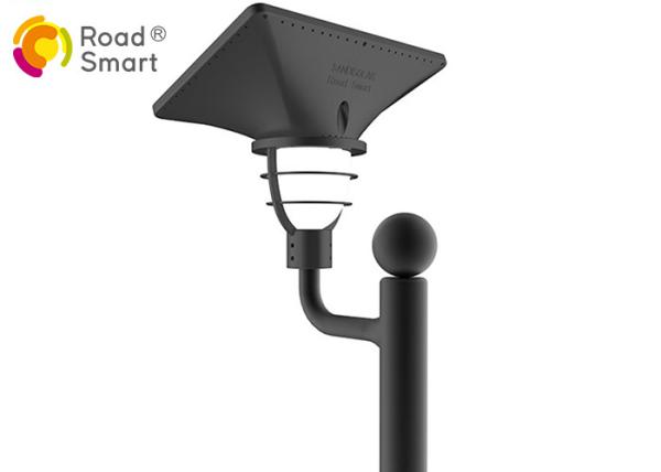 3000K-6500K Solar Powered Led Yard Lights Mono Crystalline Silicon 2000 Times Charge Cycle