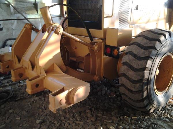140H Used motor grader  2007