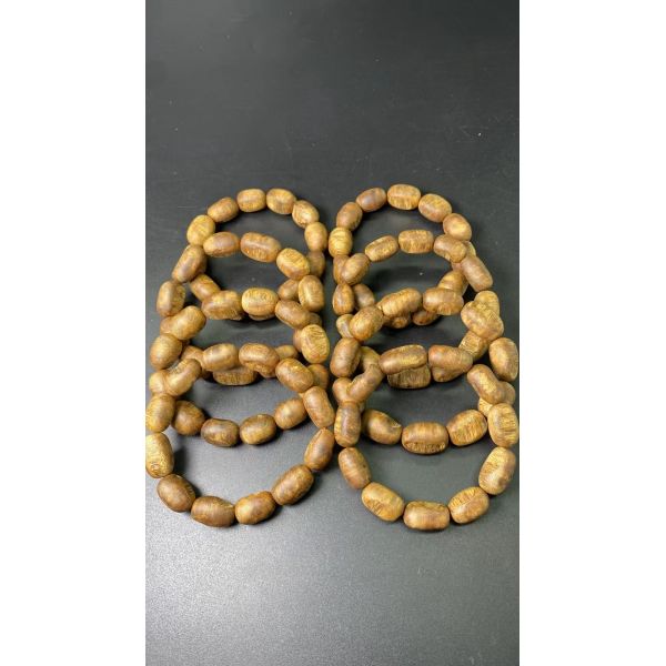 Natural Agarwood Beads Crafted for Meditation and Religious Purposes Offering Long Lasting Aroma and Comfortable Texture