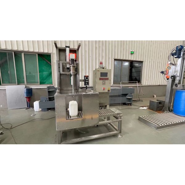 10L18L25L Double Nozzle Semi-auto Jerrycan Pail Oil Chemical Liquid Acrylic Resin H2O2 Filling Machine Filler