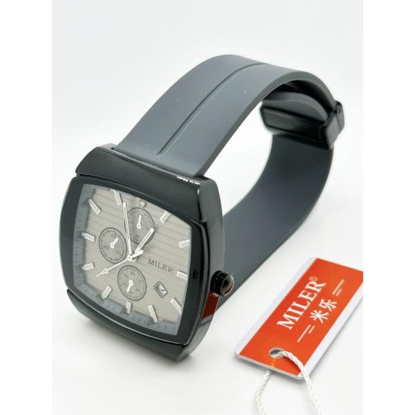 Fashion Style Business Men Quartz Wrist Watch With Silicone Strap