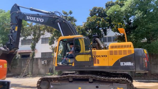 3.3m/s Excavadora hidráulica 265hp Volvo EC210B para escavação versátil