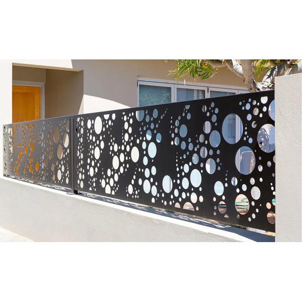 OEM / ODM декоративный черный алюминиевый забор 6x8 Privacy Fence Laser Cut