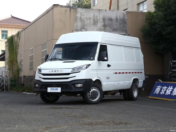 Front 4 Rear 4 radar 17seat MPV for Iveco diesel commercial vehicle